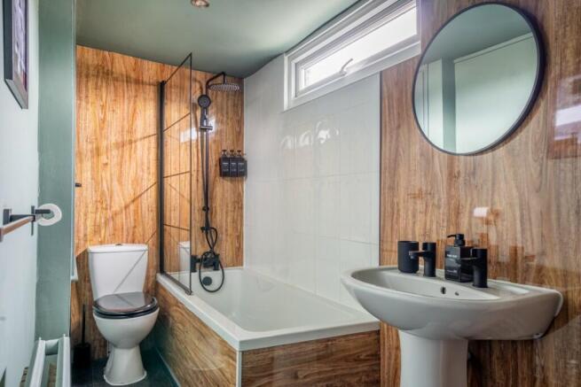 1 bed Apartment to rent Image 8