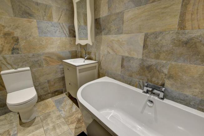Bathroom.jpg