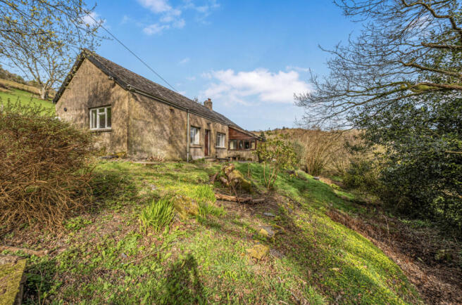 1436302-5-69ce994...