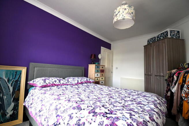 3 bed Terraced for sale Image 11