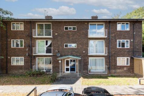 Oak Way, Crawley, RH10 8HY