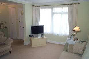 Lounge 2