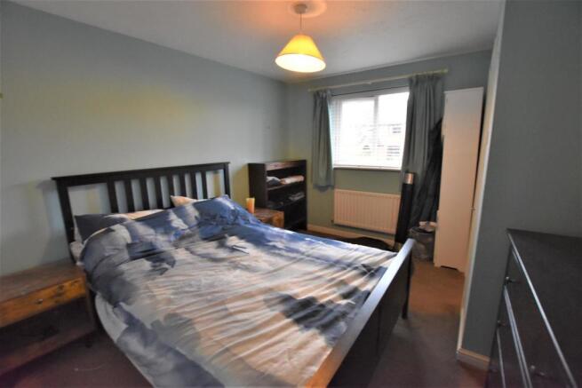 11 Byron Close - bedroom a.JPG