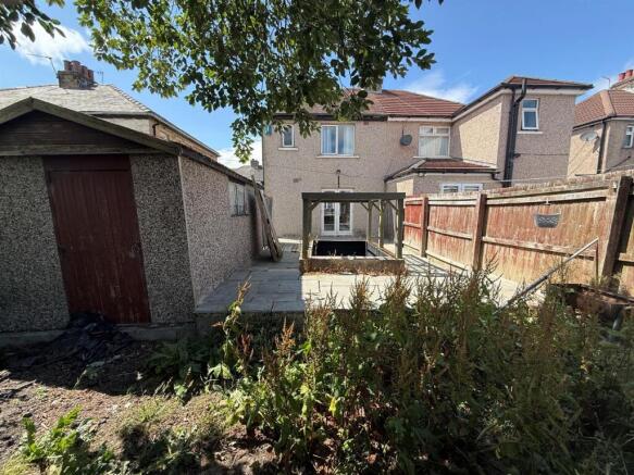 3 bed Semi-Detached for sale Image 11