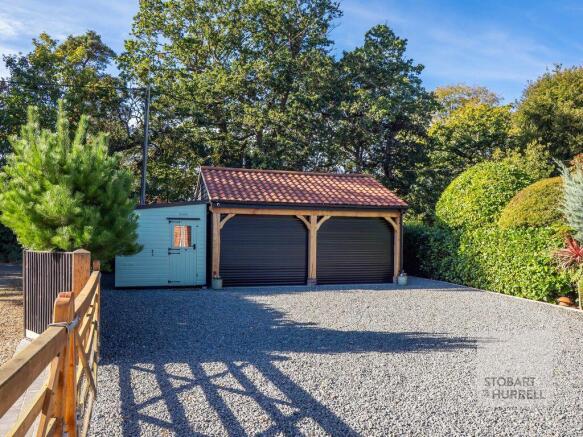 Garage & Parking