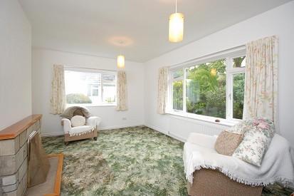 Dual Aspect Lounge