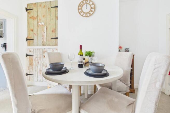 A beautiful light space for dinner and drinks with
