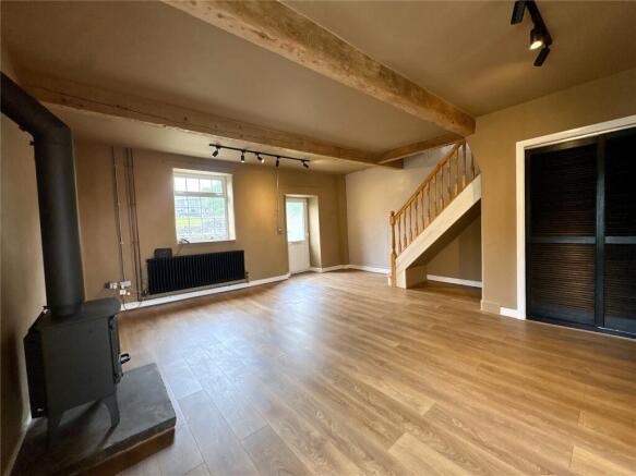 3 bed Semi-Detached to rent Image 4