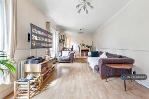 3, 249 Trocette Mansions, Bermondsey Street, London SE1 3UQ