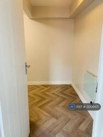 Studio to rent Image 6