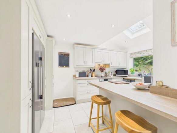 3 bed Cottage for sale Image 11