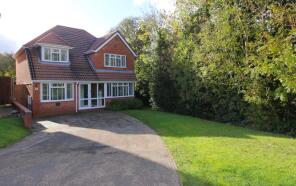 2, Hazel Close, Swadlincote DE12 7JX