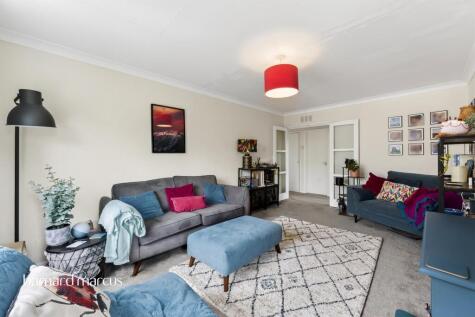 Lockesley Square, Surbiton