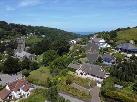 Castle Hill, Berrynarbor, North Devon, EX34 photo 4