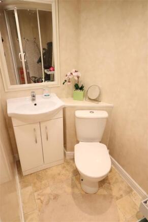 First Floor Shower Room.JPG