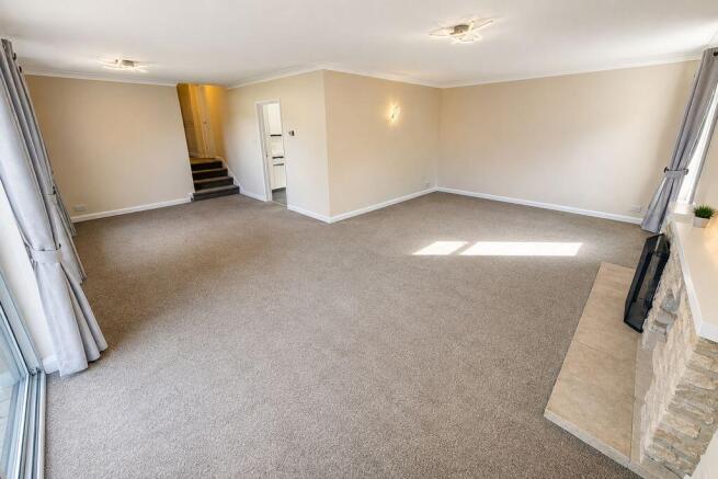 Living Room/Dining Room