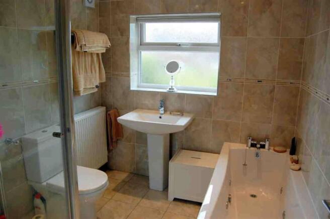 Photo 10