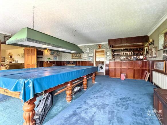 3 bed Detached Bungalow for sale Image 10