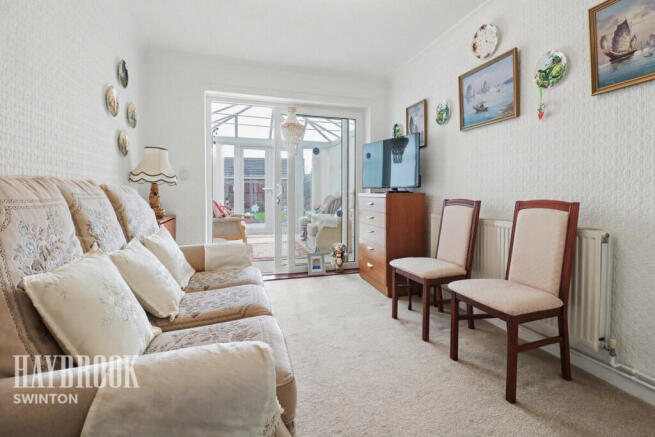 2 bed Detached Bungalow for sale Image 9