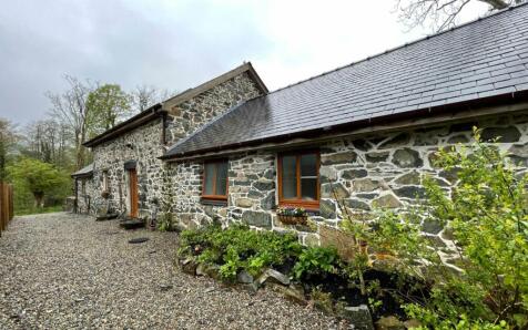 Porthmadog, Gwynedd, LL49