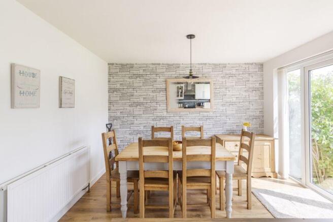 Kitchen / Dini...