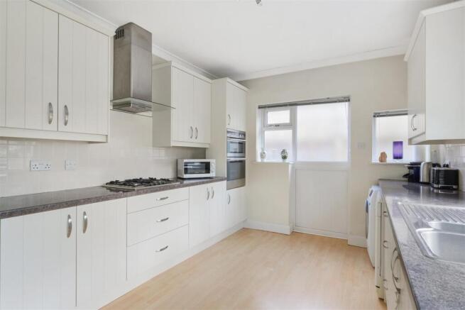 WEST DRIVE, 27  (10).jpg