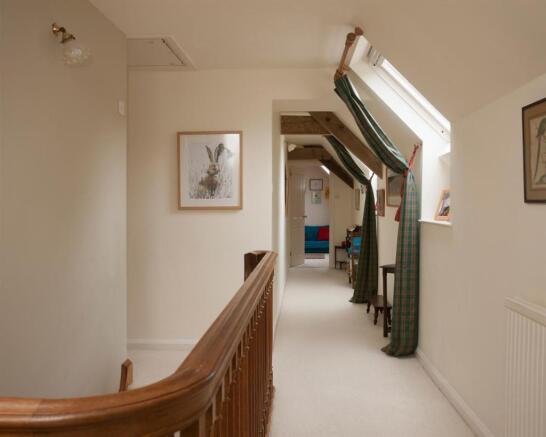 Wainway House -9406-