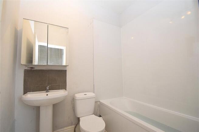 1 bed Apartment to rent Image 8