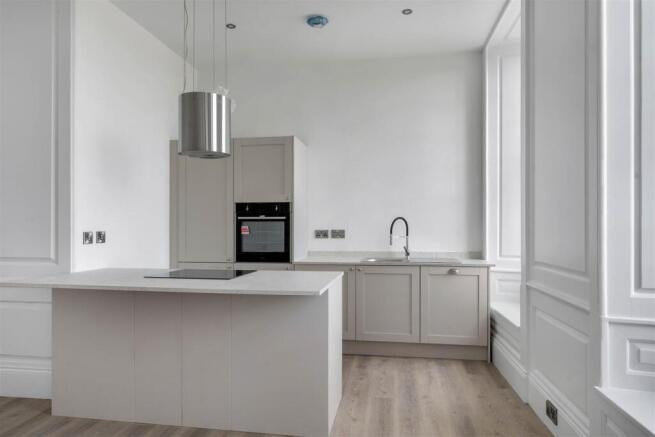 Apt 7 WEB PH-7.jpg