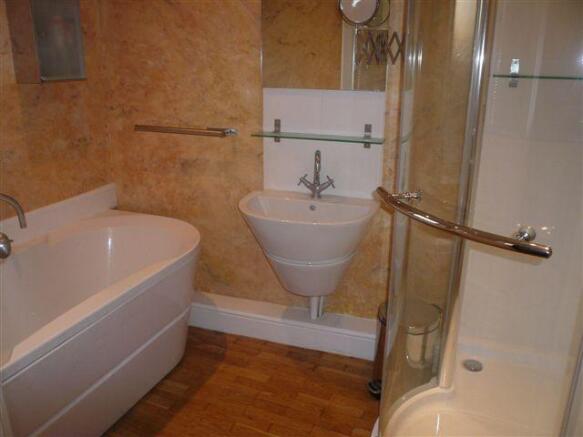 Photo 10