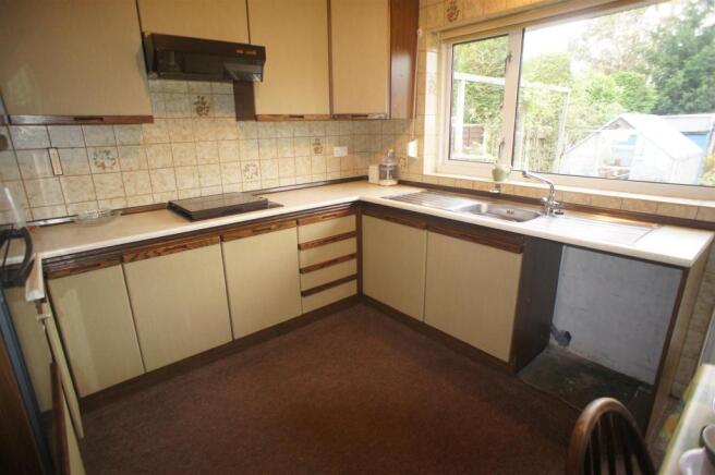 KITCHEN/BREAKFAST RO