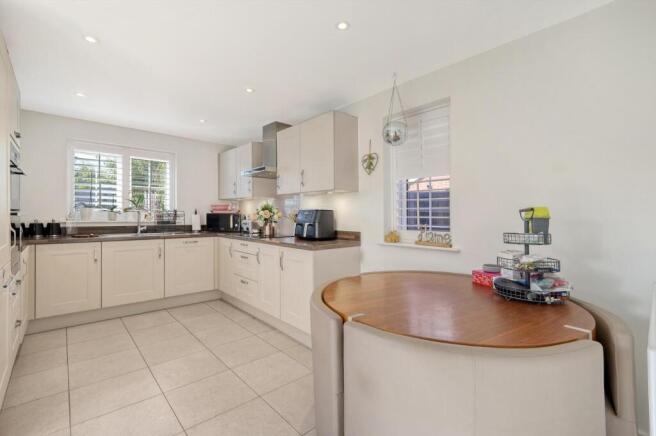 Kitchen/Breakfast Room