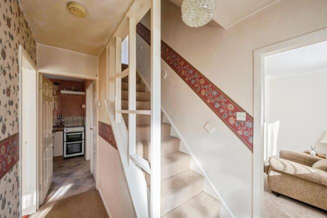 3 bed Semi-Detached Bungalow for sale Image 8