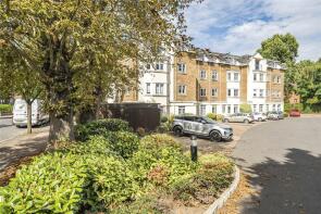 Flat 16, Arona House, Oakwood Avenue, Beckenham BR3 6AB