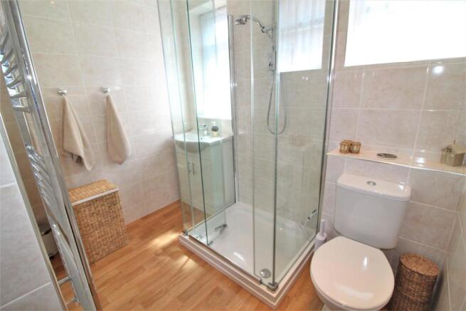 SHOWER ROOM/CLOAKROOM