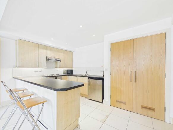 CAM03741G0-PR0166...