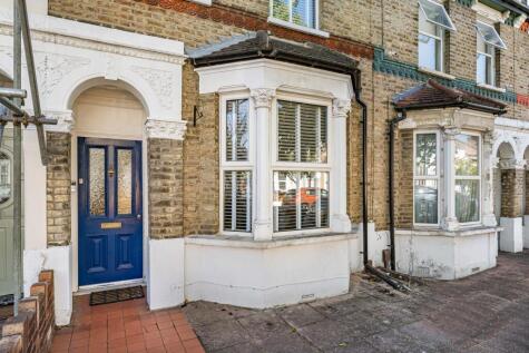 Pembroke Road, South Norwood, London, SE25
