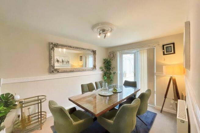 4 bed Detached for sale Image 6