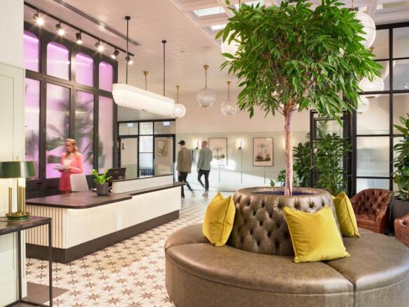 NewVictoria202309...