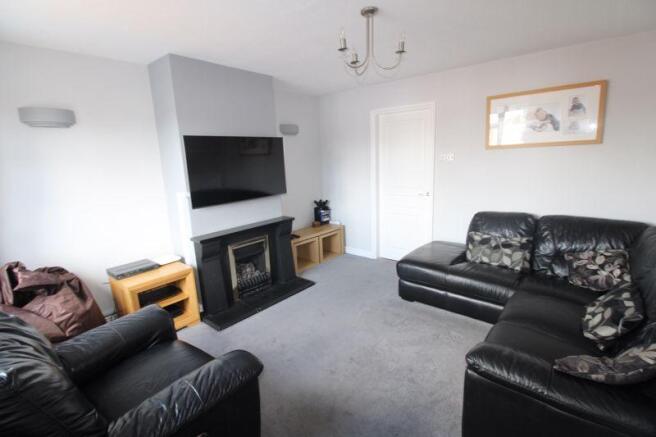 Lounge 1