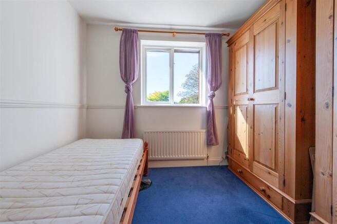 Bedroom 4.jpg