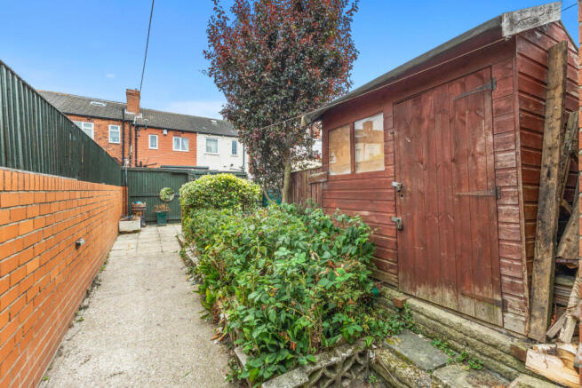 2 bed Terraced for sale Image 12