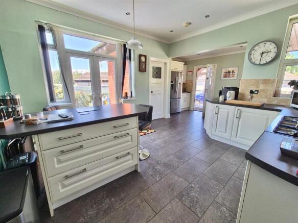 Breakfast Kitchen