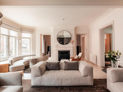 33 Kensington Court, Kensington, London, W8