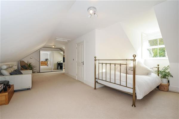 BEDROOM 5
