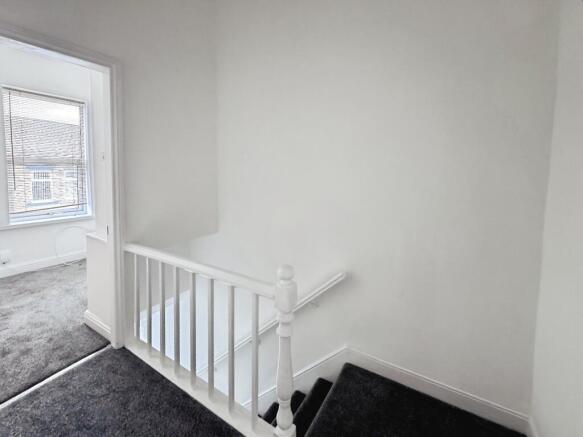 2 bed Terraced for sale Image 9