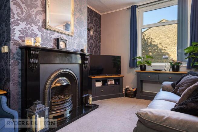 3 bed Terraced for sale Image 4