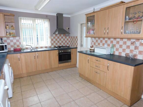 Kitchen 2