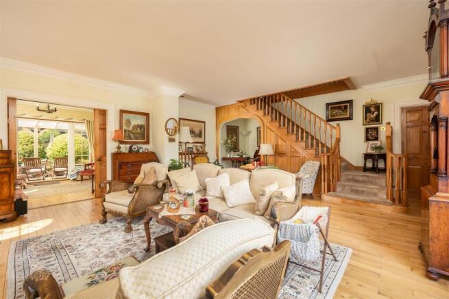 4 bed House for sale Image 7