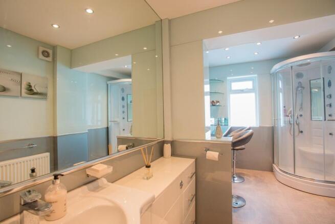 Downstairs shower ro
